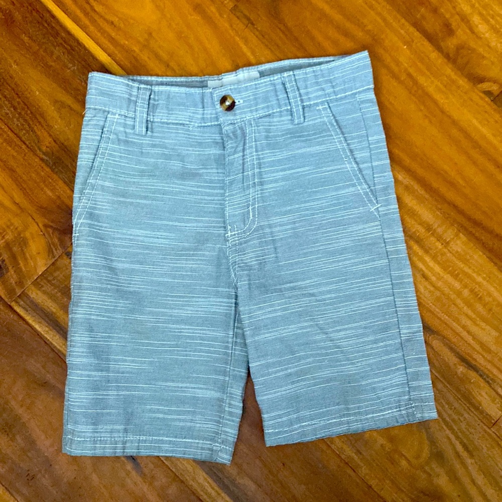 Boys Shorts Size 5 - Picture 1 of 3